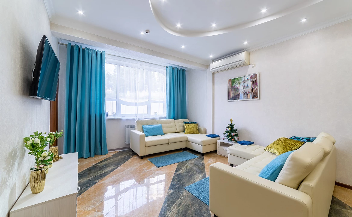 3 комнатная квартира в центре Сочи рядом с пляжем Ривьера. Уютные Квартиры в центре Сочи рядом с крупнейшим пляжным комплексом Ривьера. Сочи