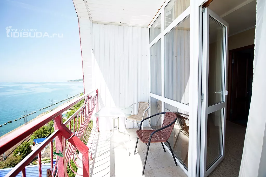 . Гостиница "Александрия" . Лазаревское