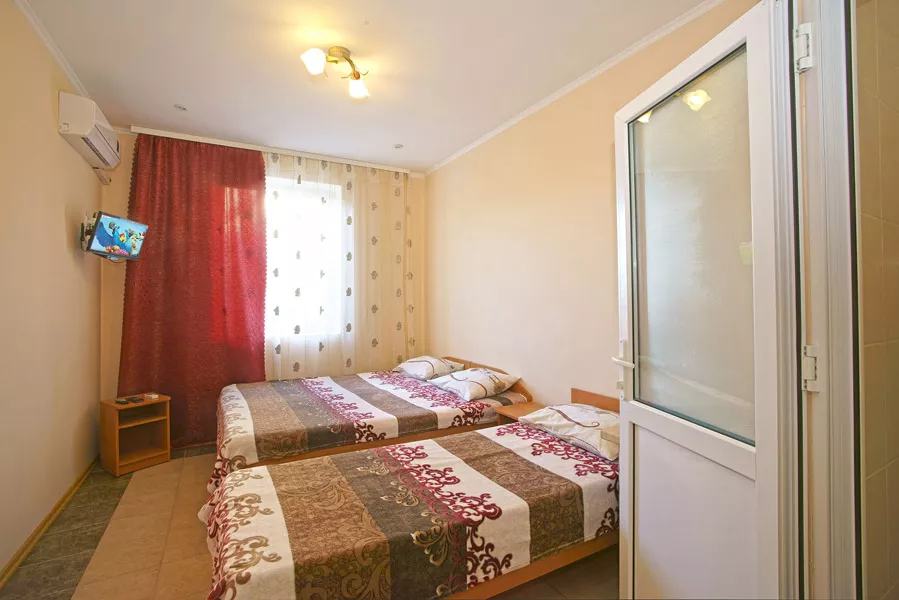 3-МЕСТНЫЙ НОМЕР. Гостевой дом БУМЕРАНГ. Саки 3-МЕСТНЫЙ НОМЕР. Гостевой дом БУМЕРАНГ. Саки