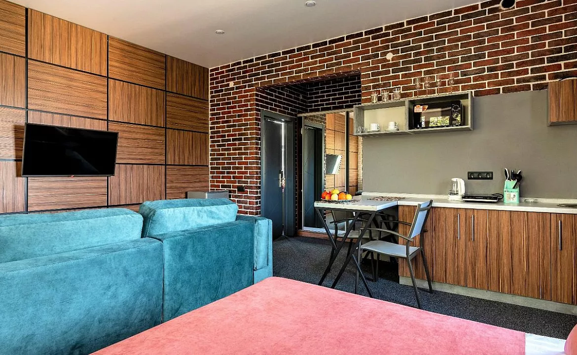 Номер Студио с большой террасой и видом на море. Отель «БРЮТ». Геленджик