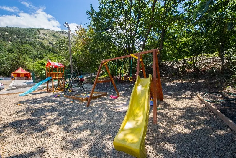 . Частный гостевой дом Лесной дворик - Большой Утриш. Большой Утриш