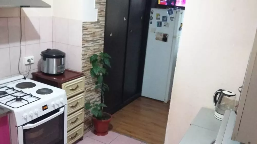 . Квартира в многоквартирном доме Трёхкомнатная квартира. Сухум