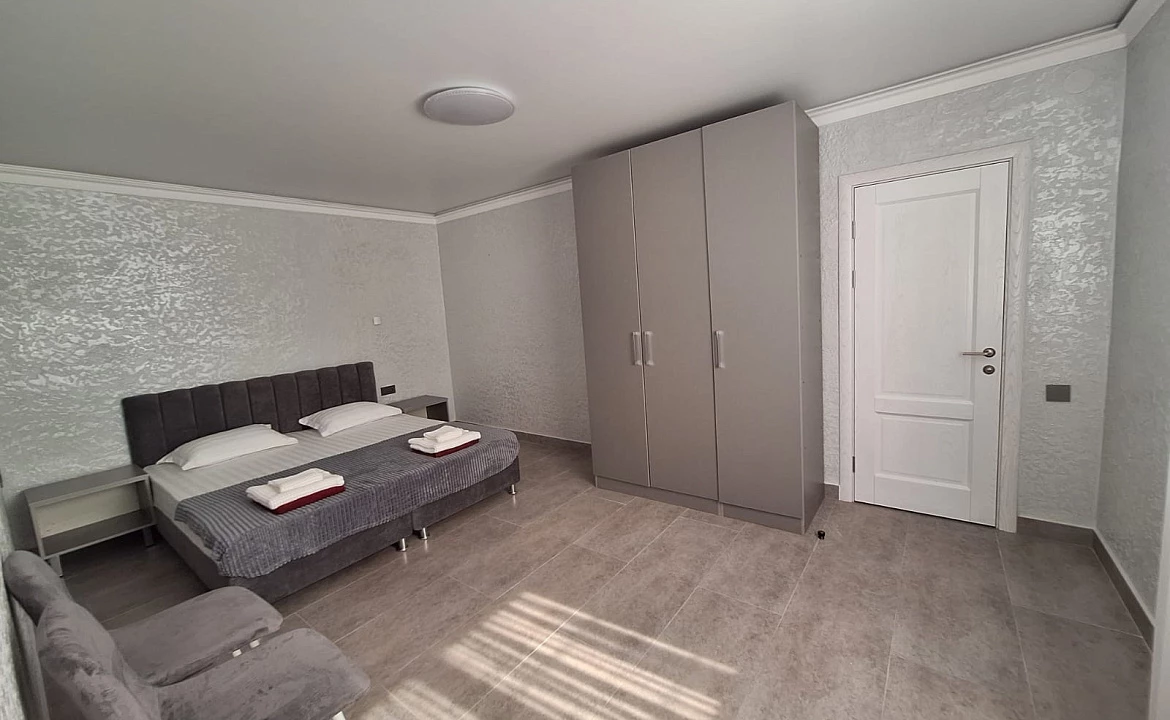 Люкс . Гостиница Аква Вилла Багмаран . Сухум