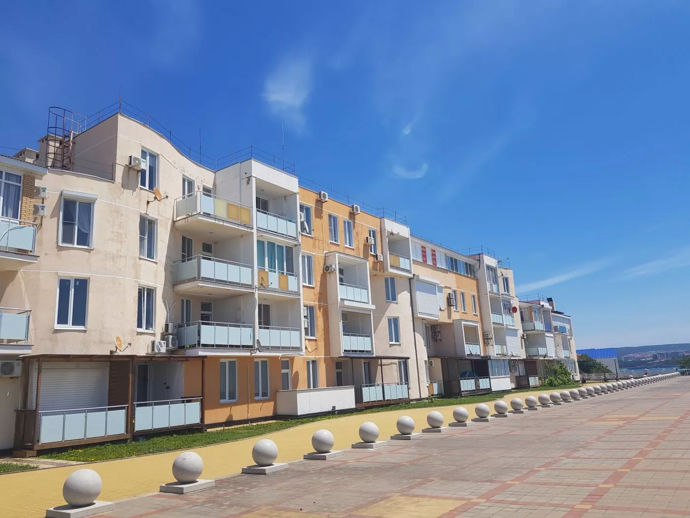 . Квартира в многоквартирном доме Апартаменты на Набережной. Геленджик