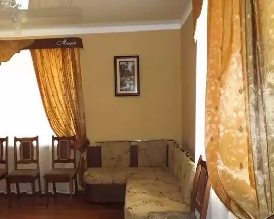 Люкс 3-местный 2-комнатный (Новый корпус). Отель «Меридиан». Домбай-гостиницы