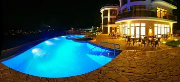 Отель «Мирный»