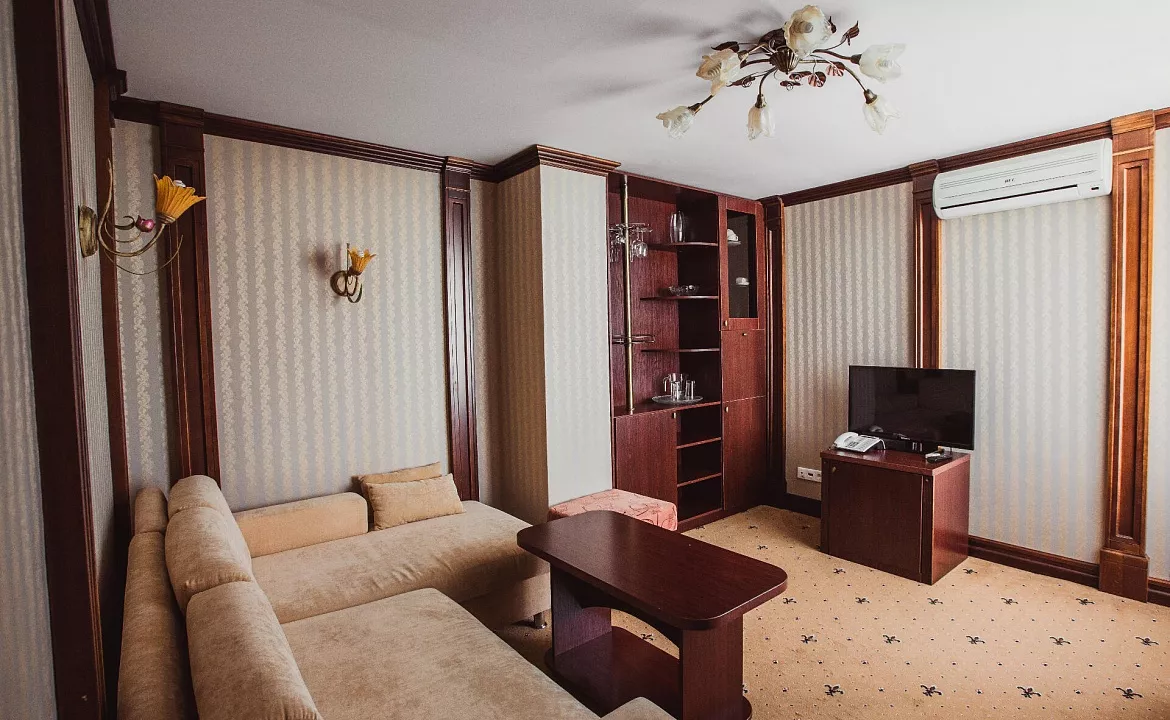 «Люкс» двух-комнатный 2-х местный. Санаторий "Туапсе". Бжид