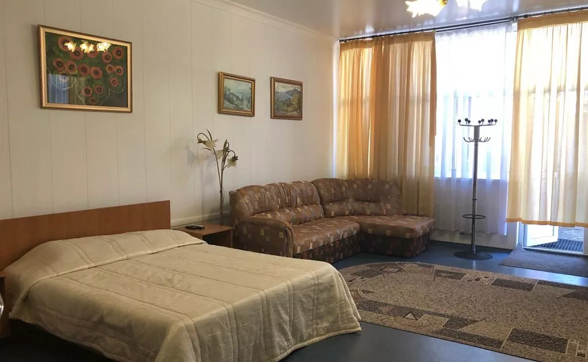 Двухместный номер. Гостевой комплекс Hotel Prestige. Ялта