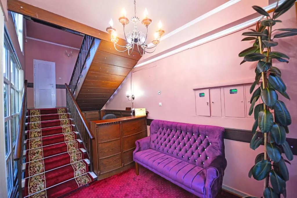 . Гостиница "Катран". Лазаревское