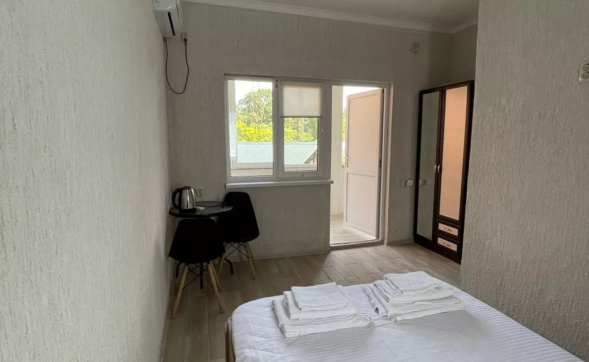 Стандарт с совместной кроватью. Гостевой дом "Алхыд". Пицунда