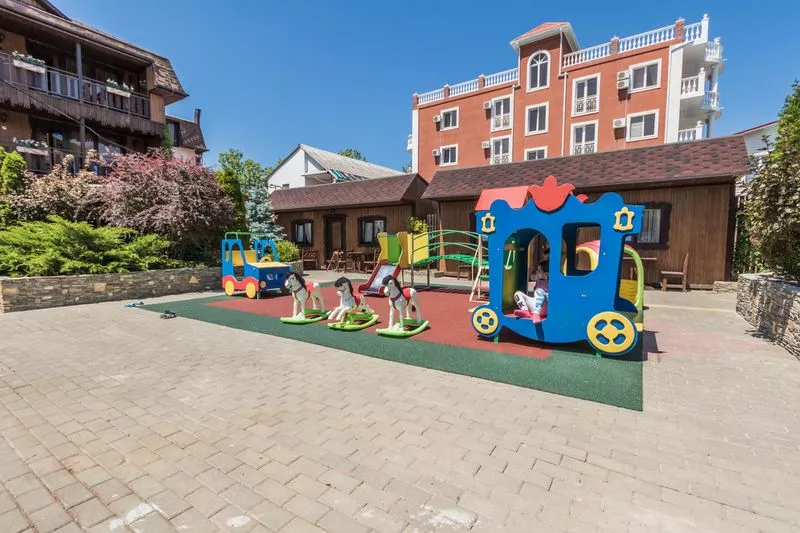 . Гостевой дом "Вилла Лючия"/"Villa Lucia". Архипо-Осиповка