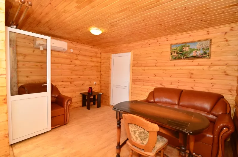 Эко-дом (из натурального дерева) 2-комнатный номер 