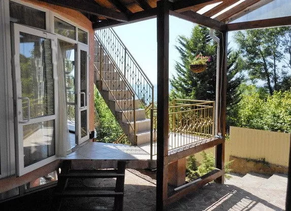 . Гостевой дом "Премьер". Дедеркой