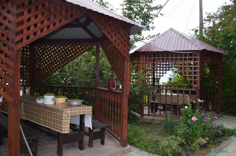 . Гостевой дом "Водолей". Небуг