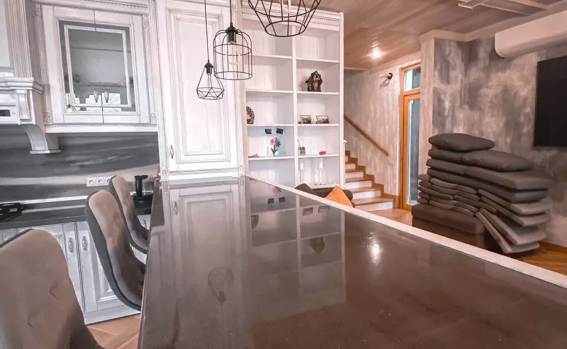 Шале 200 м. Жилье посуточно "СЧАСТЬЕ В ГОРАХ". Красная Поляна