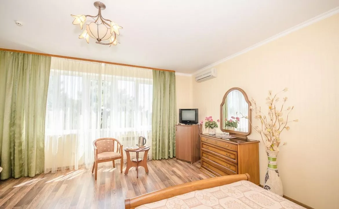 «Люкс». Отель Вилла Сосновый бор. Гаспра