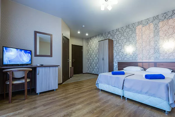 Стильно оформленный двухместный стандартный номер. Отель "АНАТОЛЬ". Адлер Стильно оформленный двухместный стандартный номер. Отель "АНАТОЛЬ". Адлер