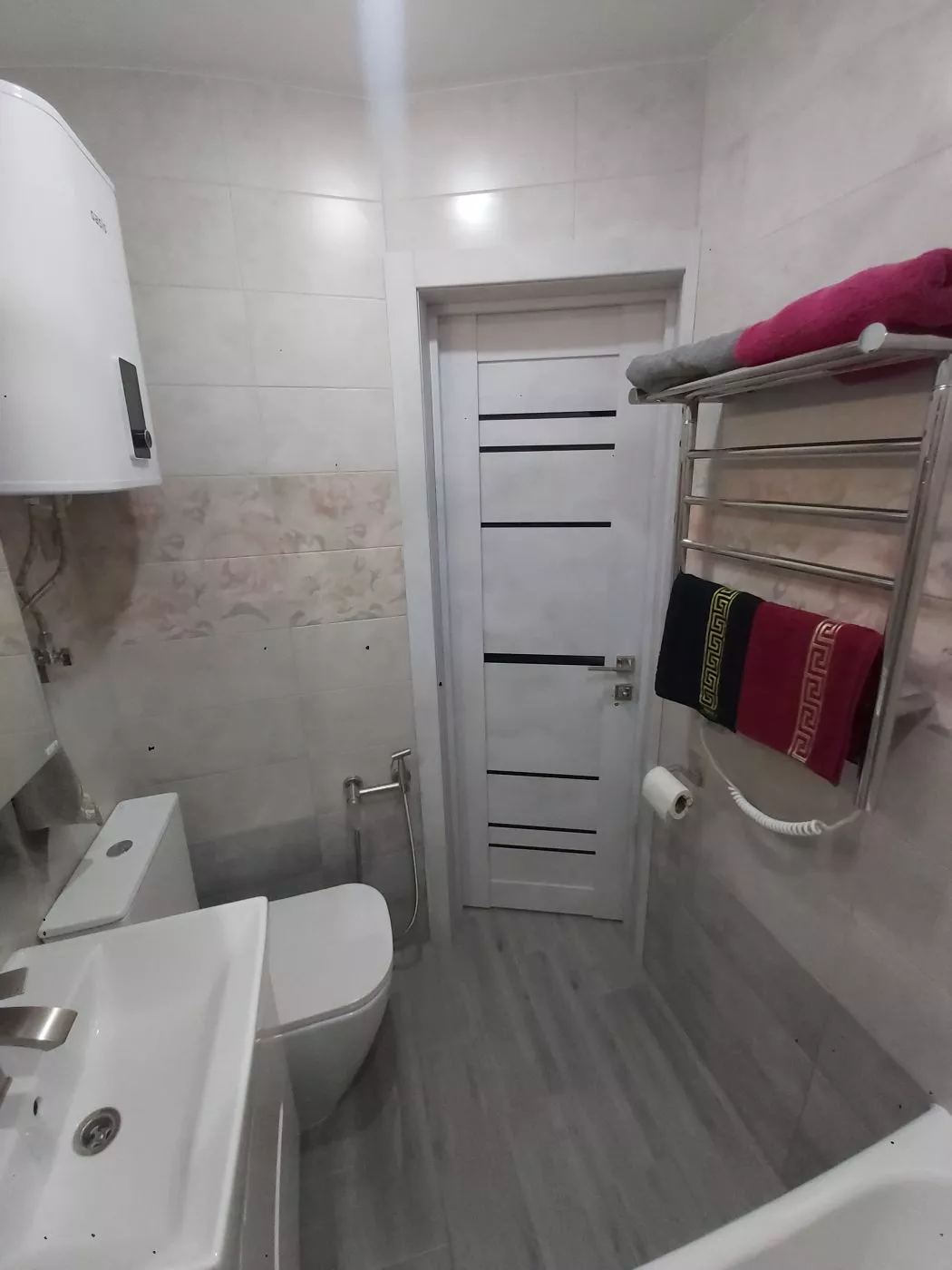 . Квартира в многоквартирном доме в центре Адлера. Адлер . Квартира в многоквартирном доме в центре Адлера. Адлер