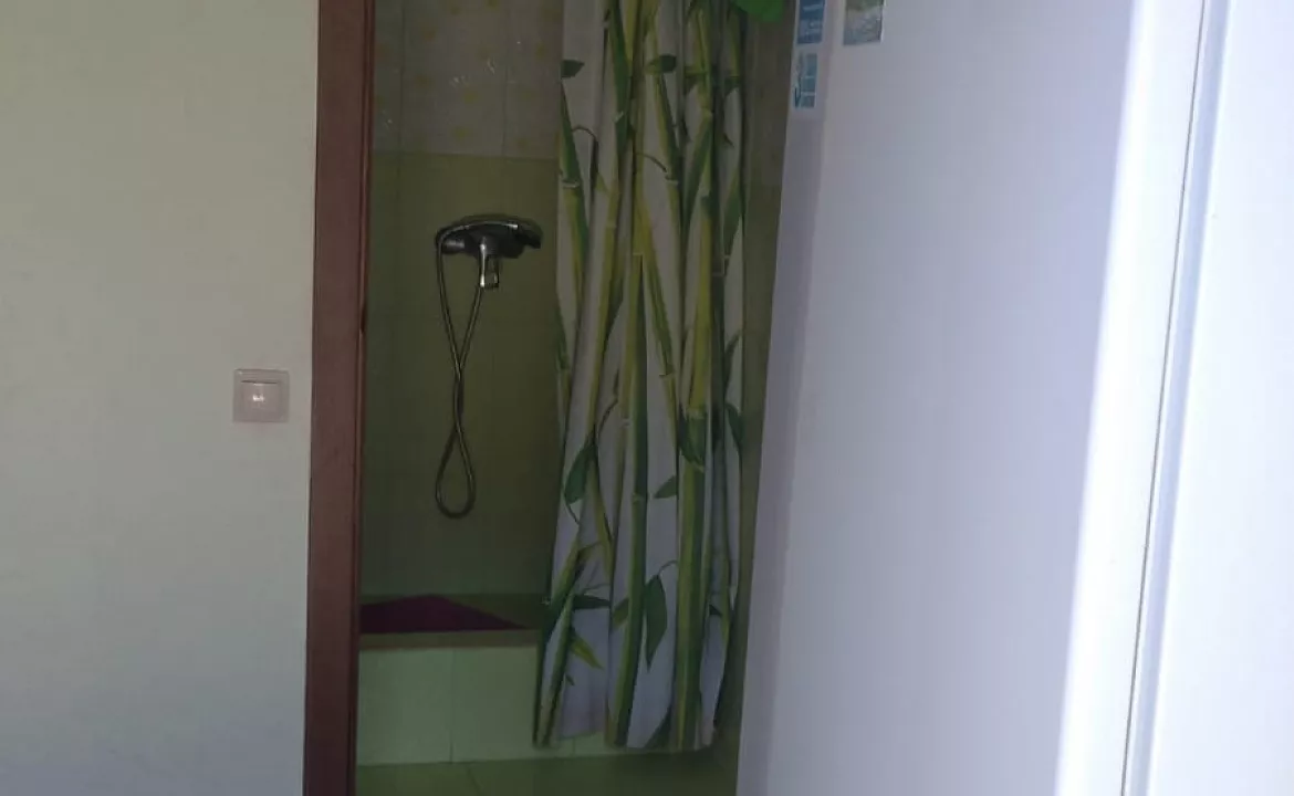 Семейный. Частный сектор У Саиды. Сухум