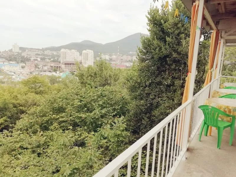 . Гостевой дом "У Юлии" . Лазаревское