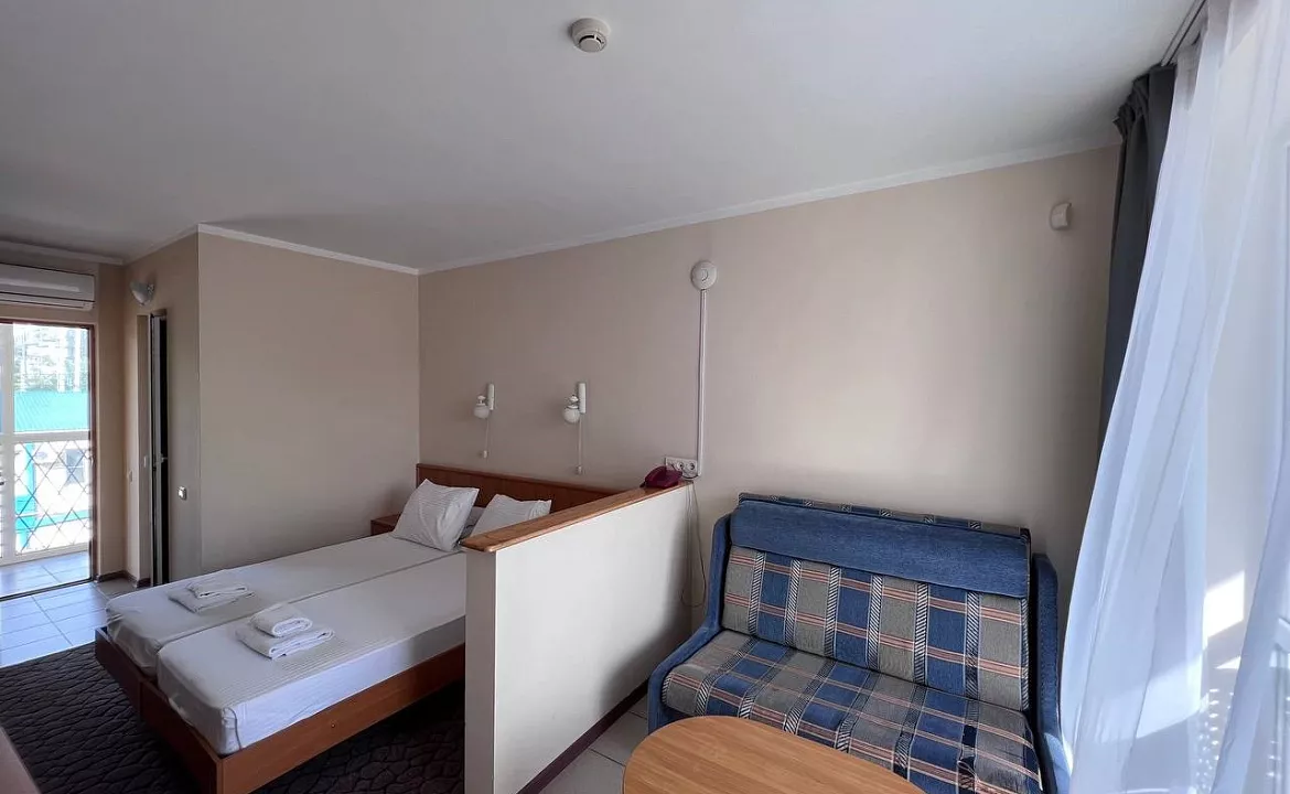 Полулюкс. Отель "Галотель". Адлер