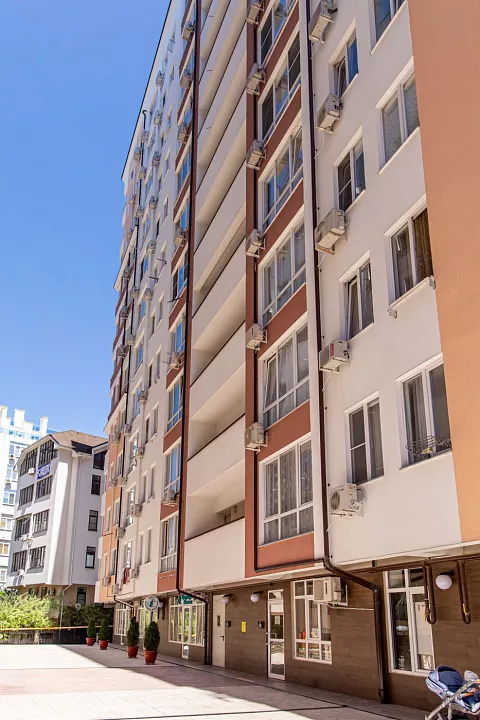 Квартира в многоквартирном доме Студия около моря Квартира в многоквартирном доме Студия около моря