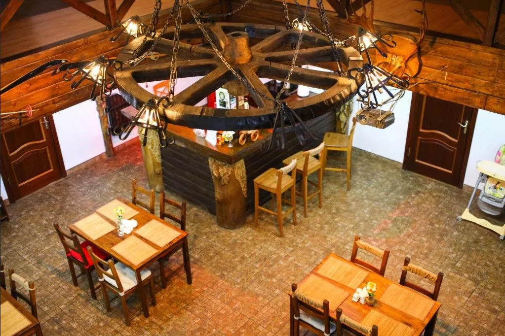 . Отель Отель Альпийский двор. Красная Поляна