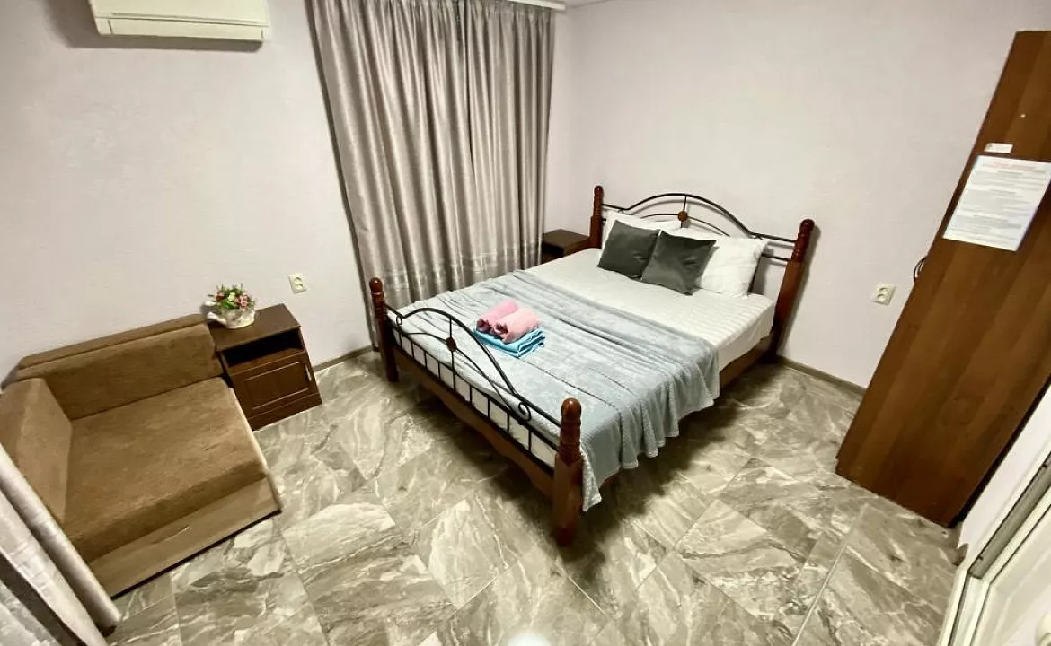 Трёхместный стандарт. "Брио" частный сектор. Геленджик Трёхместный стандарт. "Брио" частный сектор. Геленджик