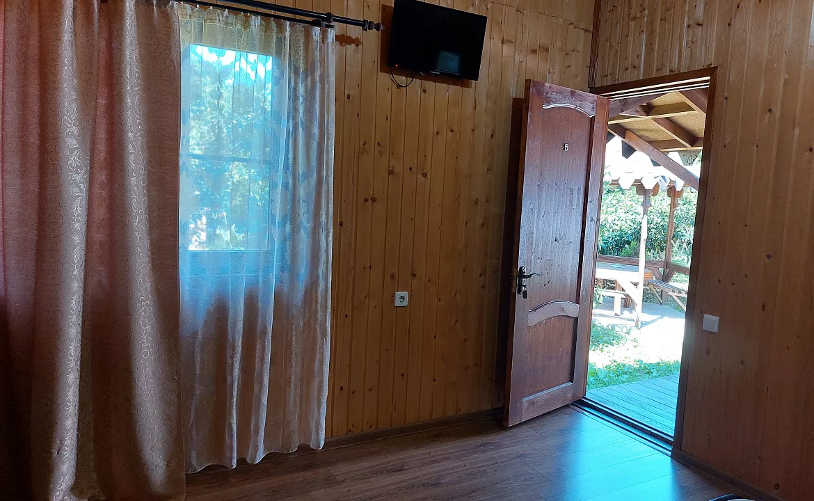 отдельный домик. Гостевой дом КАМЕЛИЯ. Пицунда