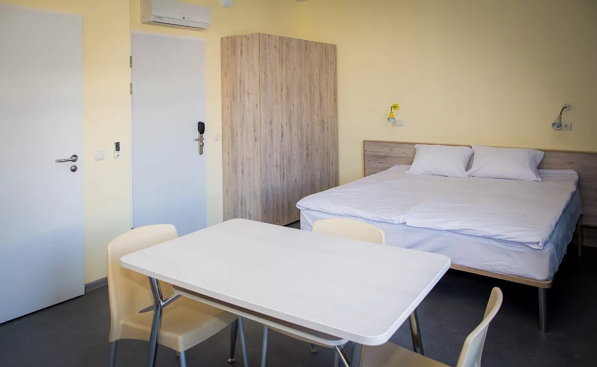 Семейный номер +. Хостел Борода. Ялта