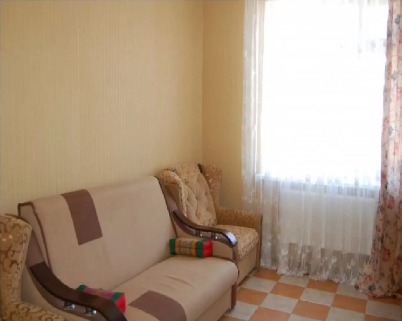 . Квартира в многоквартирном доме на ул. Демышева 125а . Евпатория