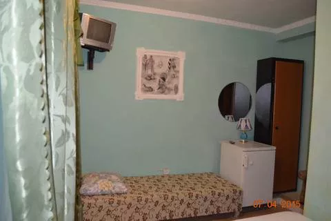 Номер 3-х местный «Зеленый». Гостевой дом «Виктория» - Заозерное. Заозерное Номер 3-х местный «Зеленый». Гостевой дом «Виктория» - Заозерное. Заозерное