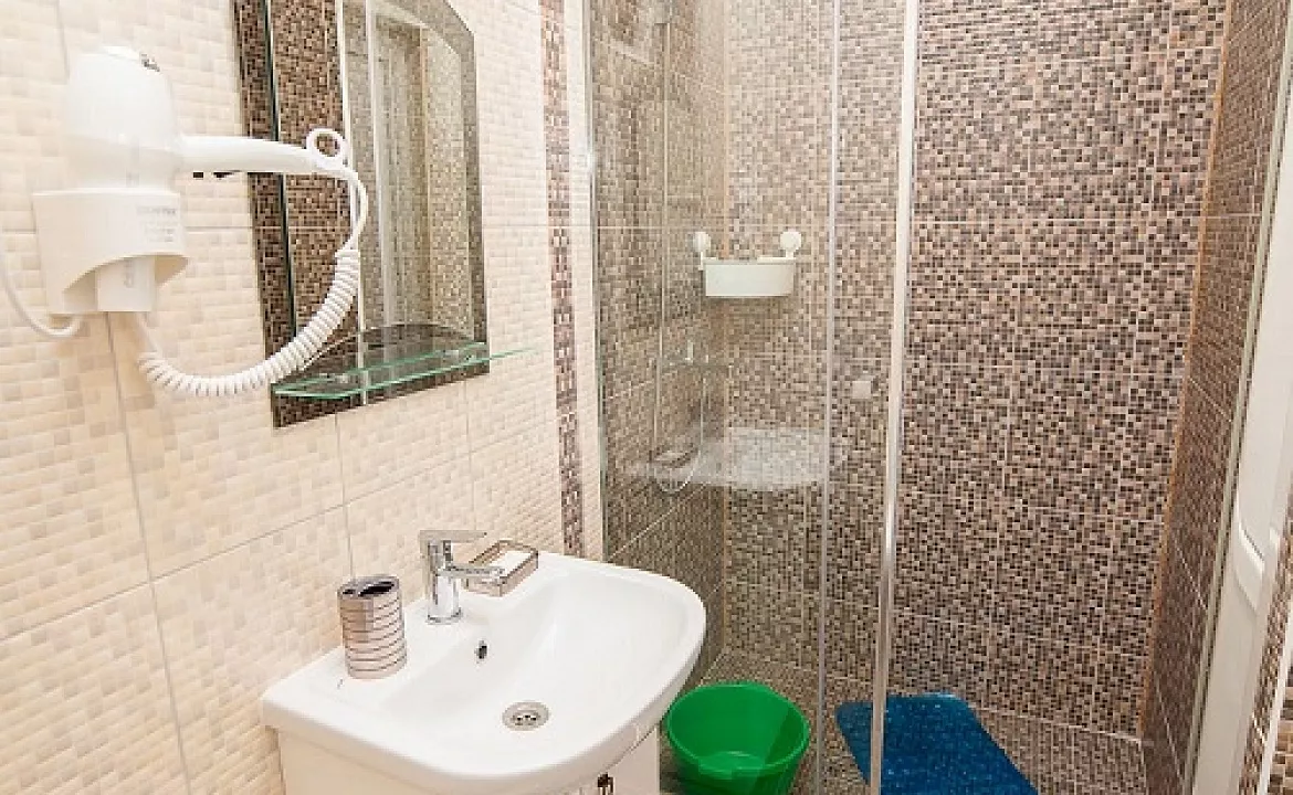 2-х комнатный 5-и местный номер. База отдыха "Чайка". Витязево 2-х комнатный 5-и местный номер. База отдыха "Чайка". Витязево