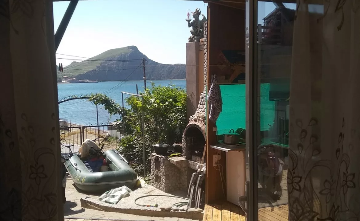 1-ый этаж 3-ий номер. Гостевой дом "Орджо и Море". Орджоникидзе