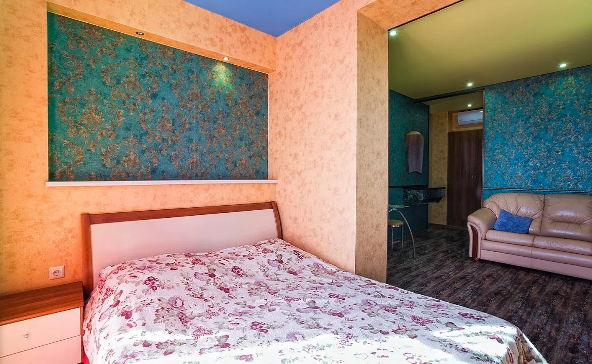 Квартира-студио №12. Квартира в многоквартирном доме Видовые апартаменты в Мисхоре. Кореиз Квартира-студио №12. Квартира в многоквартирном доме Видовые апартаменты в Мисхоре. Кореиз