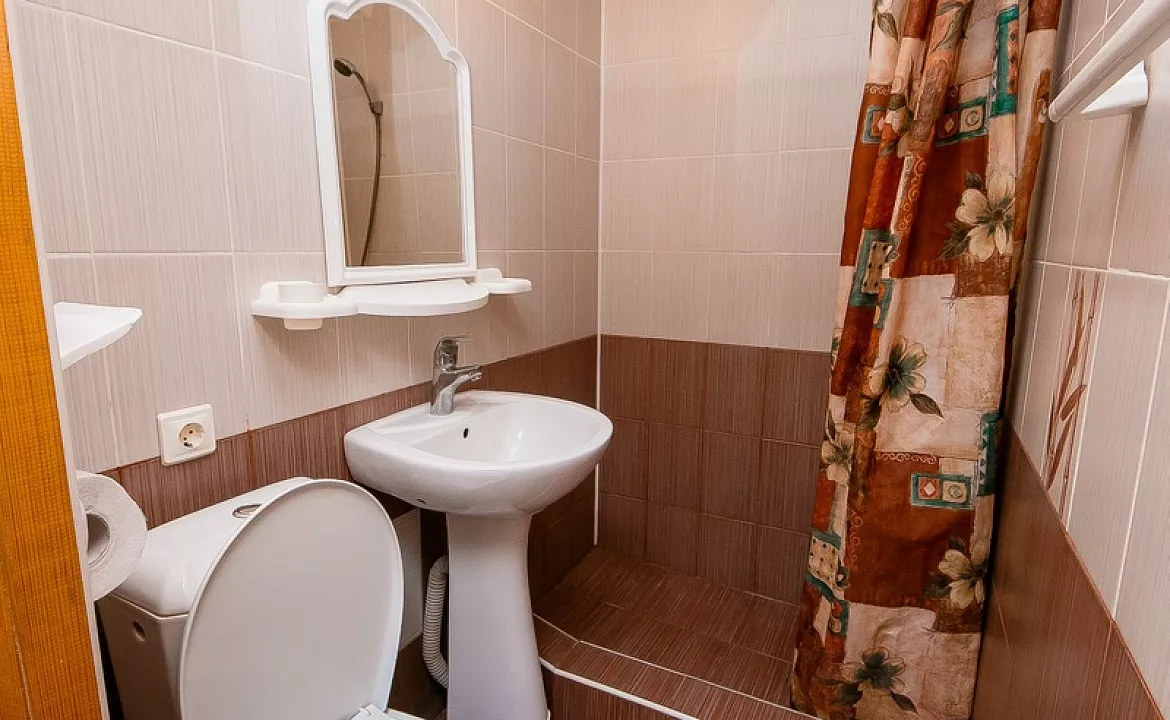 4х местный стандарт. Гостиница H2O. Геленджик