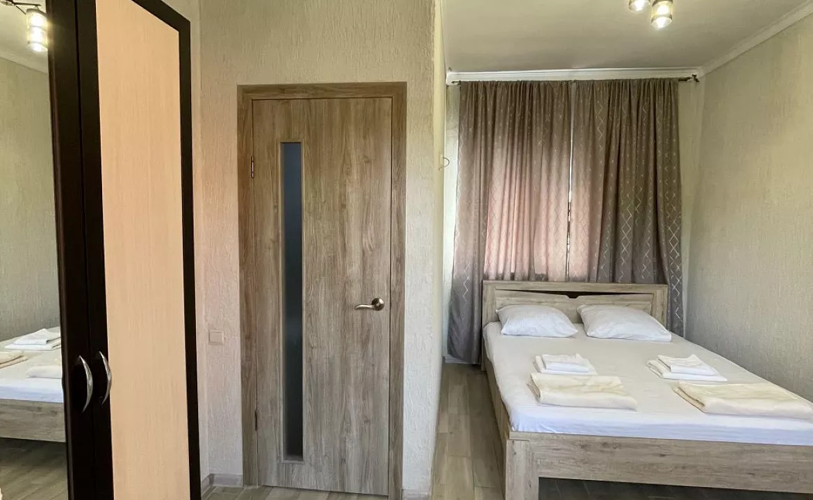Стандарт с совместной кроватью. Гостевой дом "Алхыд". Пицунда