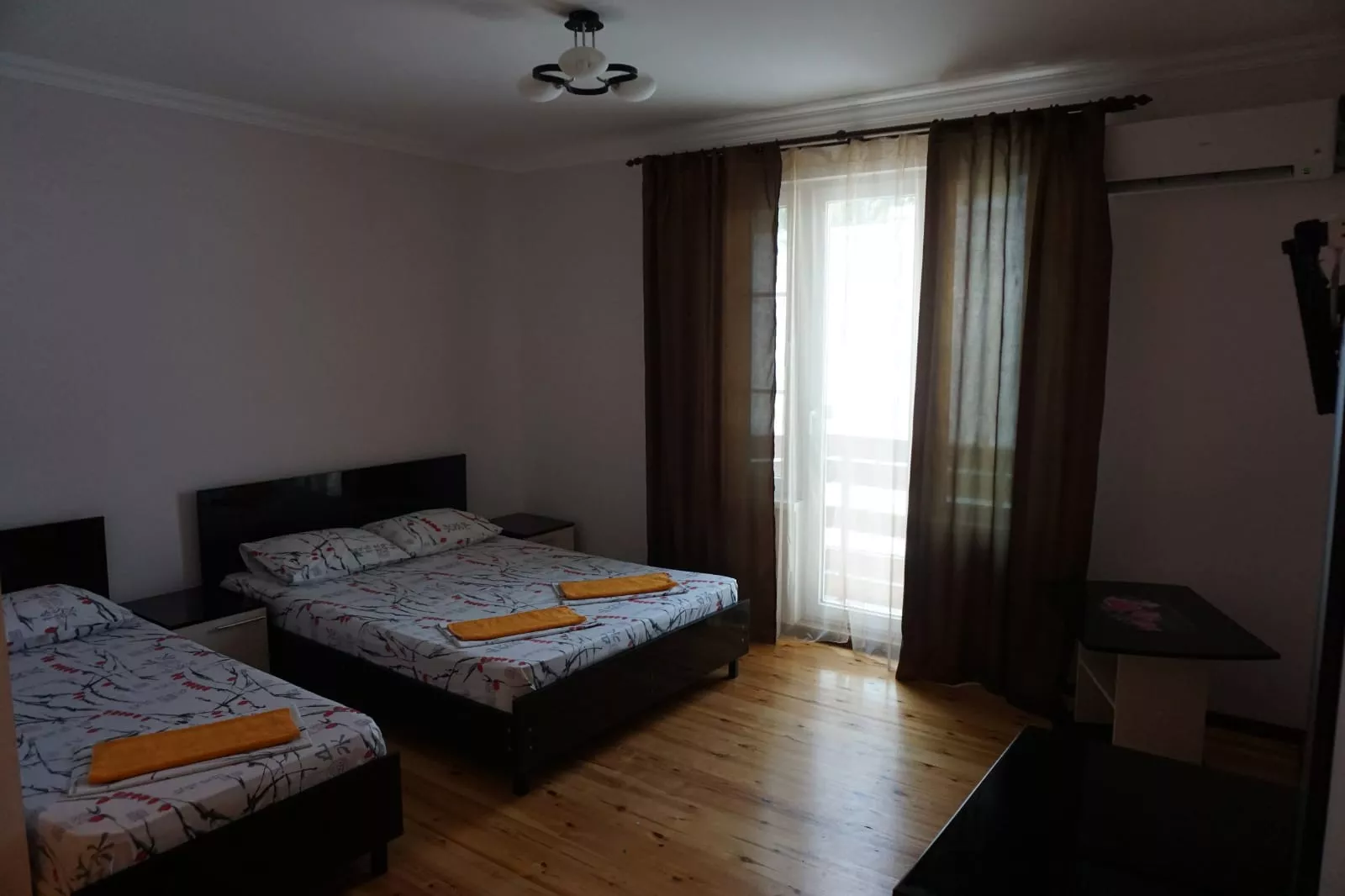 . Гостевой дом "Холидей". Кучугуры