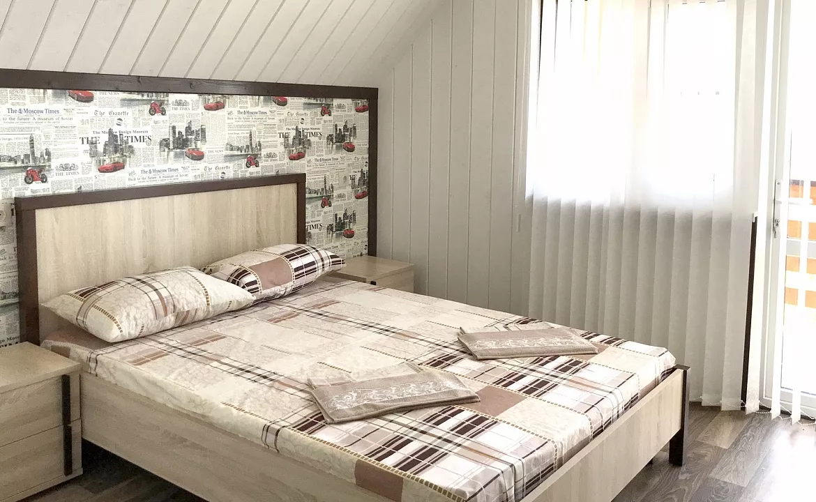 Двухместный номер с балконом. Гостевой комплекс "Буэнос Диас". Совет-Квадже