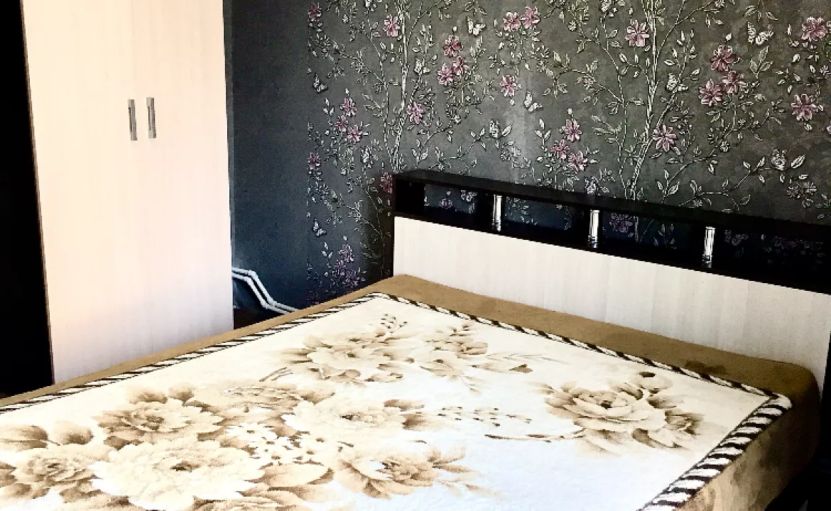 Двухместный номер на первом этаже. Отель Keffe. Феодосия Двухместный номер на первом этаже. Отель Keffe. Феодосия