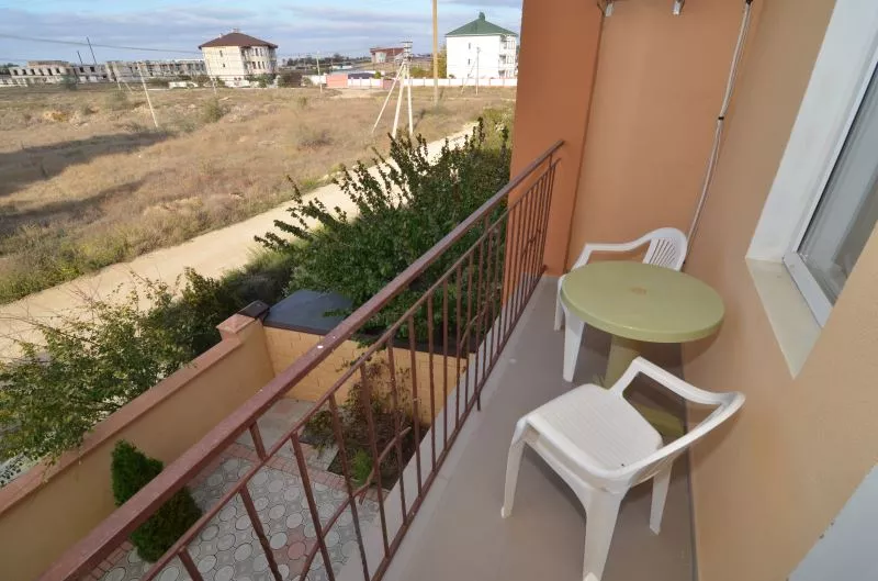 2-комнатный 5-местный номер. Гостевой дом «Риф». Заозерное