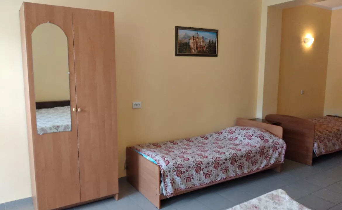 4 МЕСТНЫЙ 1 КОМНАТНЫЙ С КУХНЕЙ. Частный сектор Отдых у Ильича.. Лоо