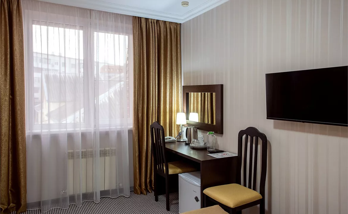 Стандарт с двуспальной кроватью. Отель «Фаворит». Геленджик