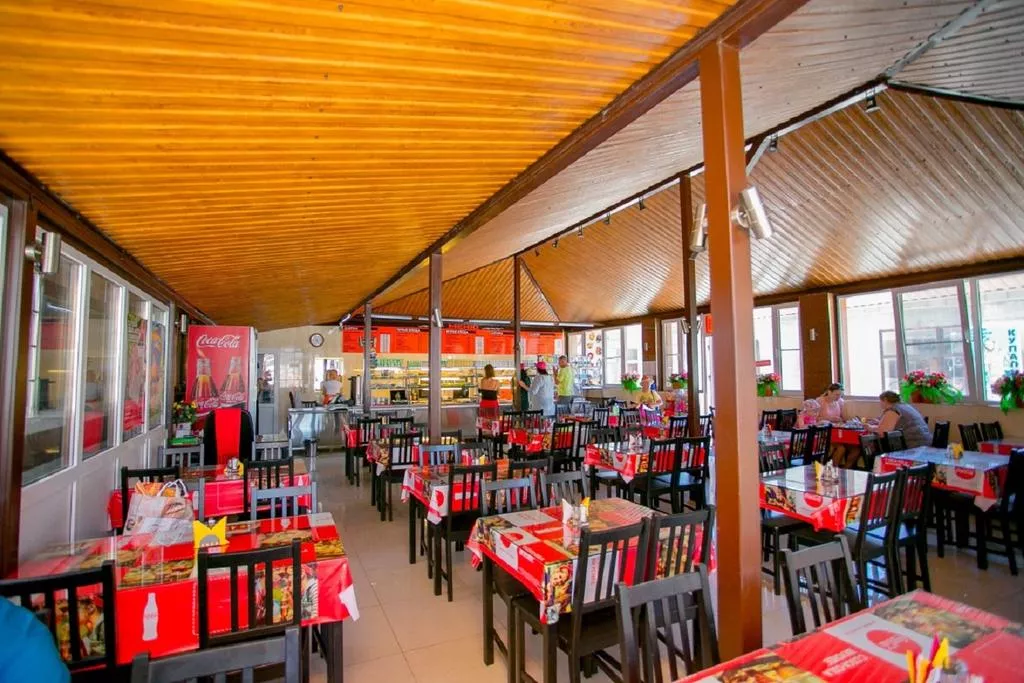 . Гостиница "Венера 4". Витязево