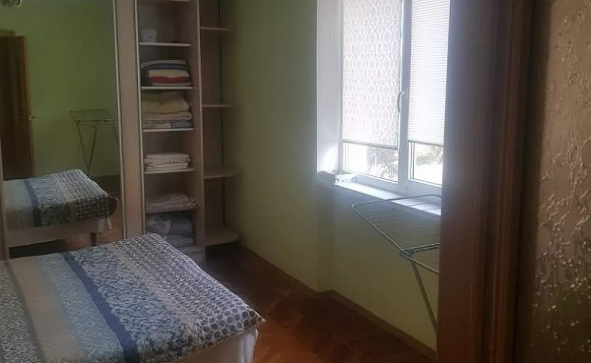 3х-комнатная квартира. Апартаменты в Новом Афоне Лакоба 60 кв.6. Новый Афон