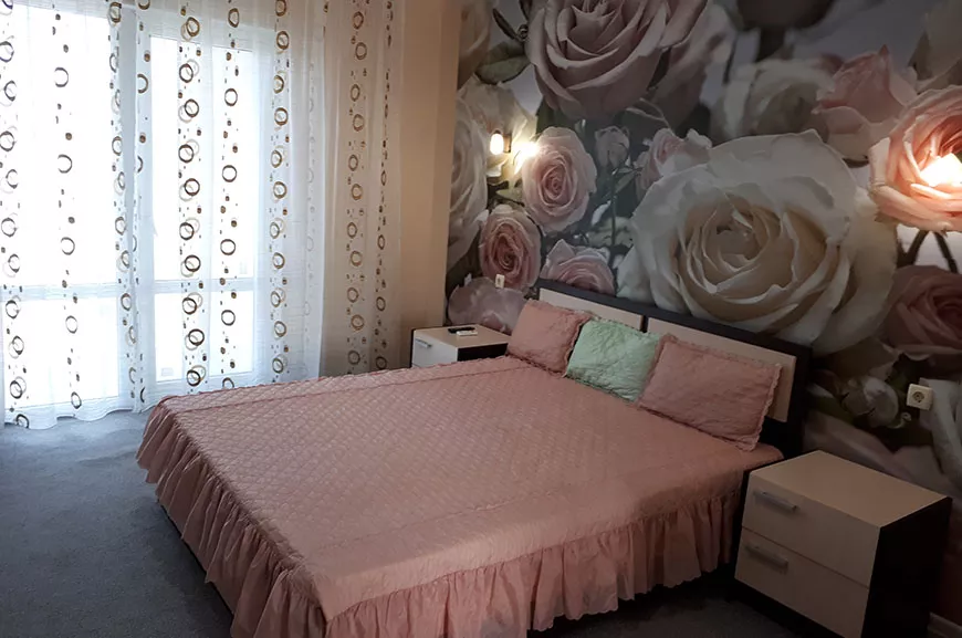 2-комнатная комфортная (мансардная). Гостевой дом «Медовый месяц». Саки