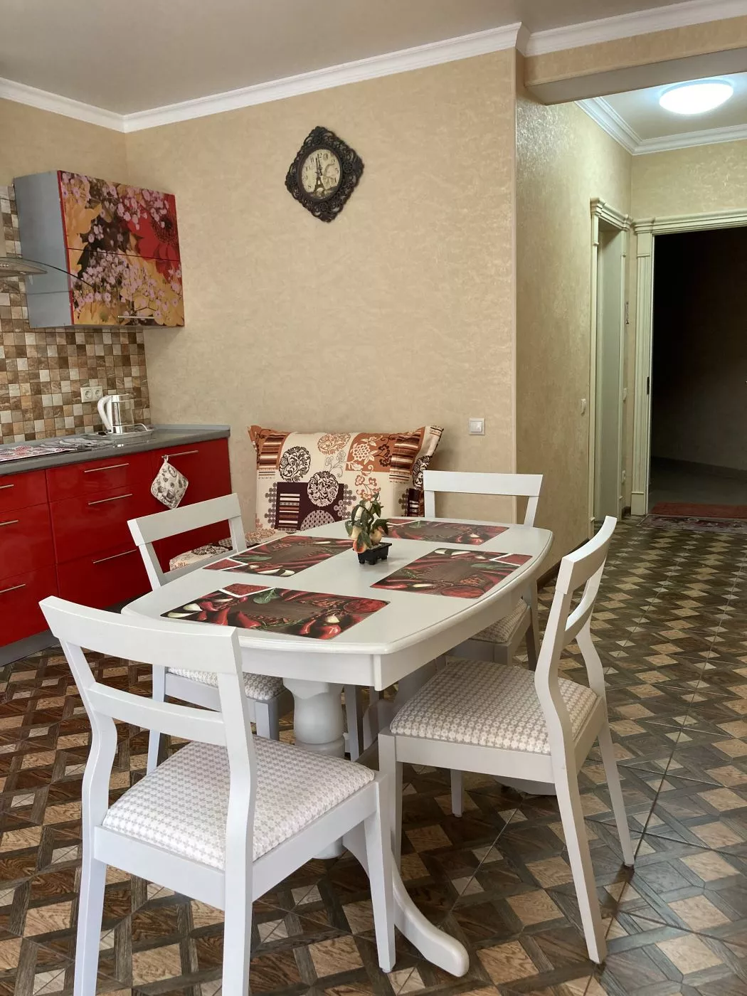 . Квартира в многоквартирном доме Ева-Мария в Париже. Лазаревское . Квартира в многоквартирном доме Ева-Мария в Париже. Лазаревское