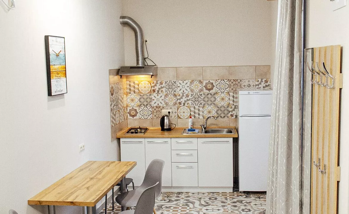 Апартаменты Люкс. Апарт-отель “Planeta MOV”. Адлер