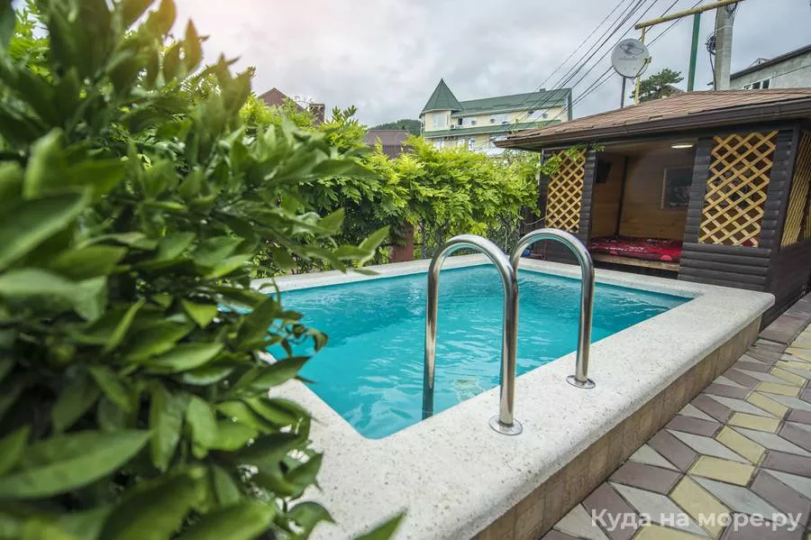 Баня. Коттедж в центре для семьи или 6−8 человек. Лазаревское