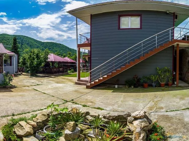 . Гостевой дом "Водолей". Небуг